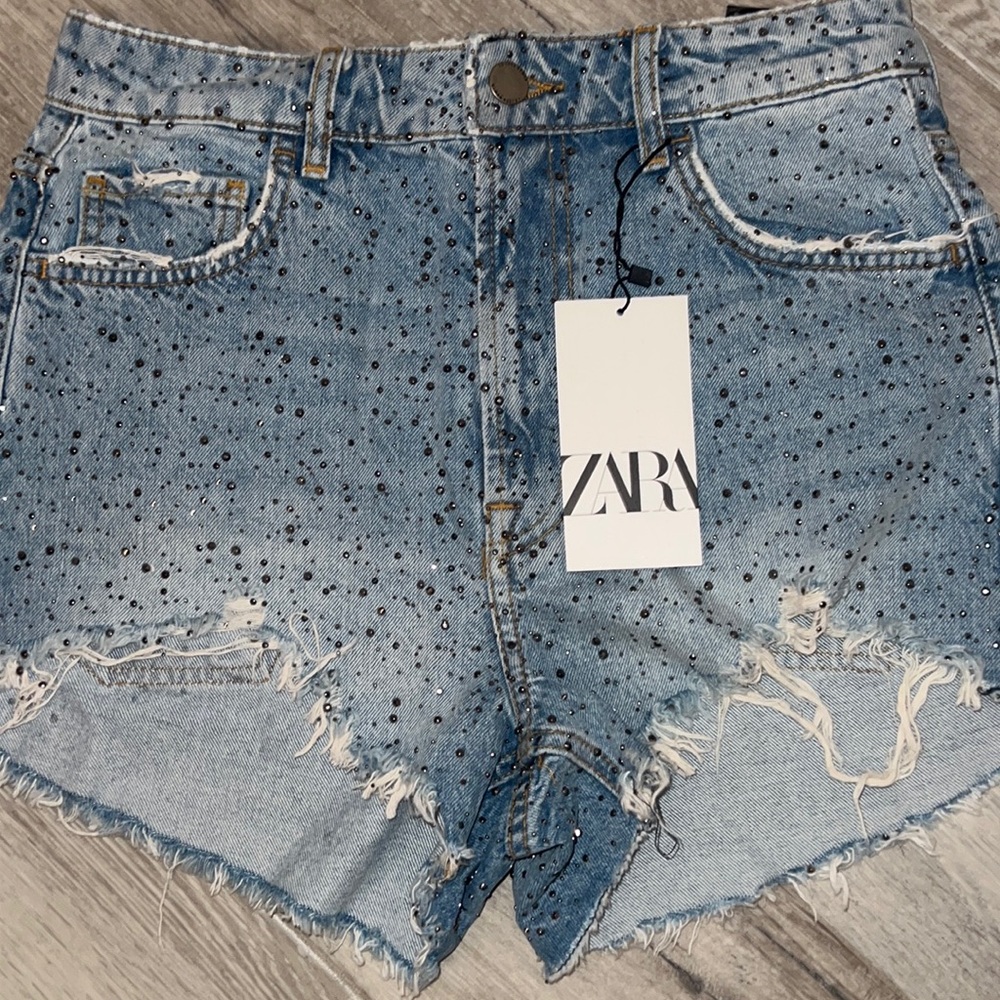 Zara NWT denim shorts w rhinestones sz 36 US 4